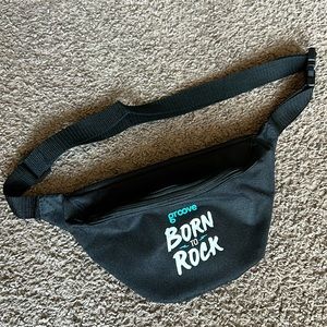 Groove “Born to Rock” promo fanny pack